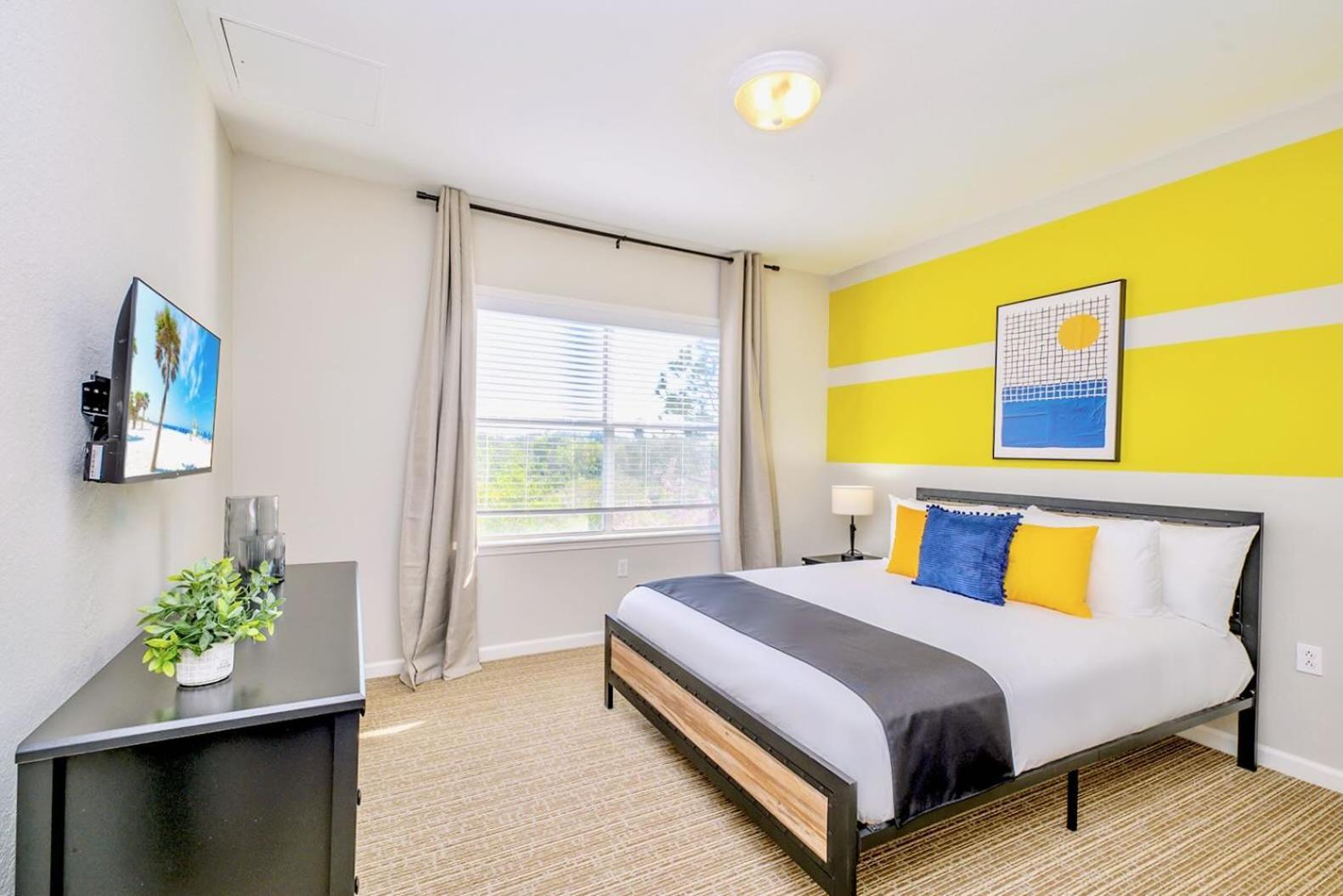 Cozy 2Br Condo - Private Balcony - Near Disney أورلاندو المظهر الخارجي الصورة