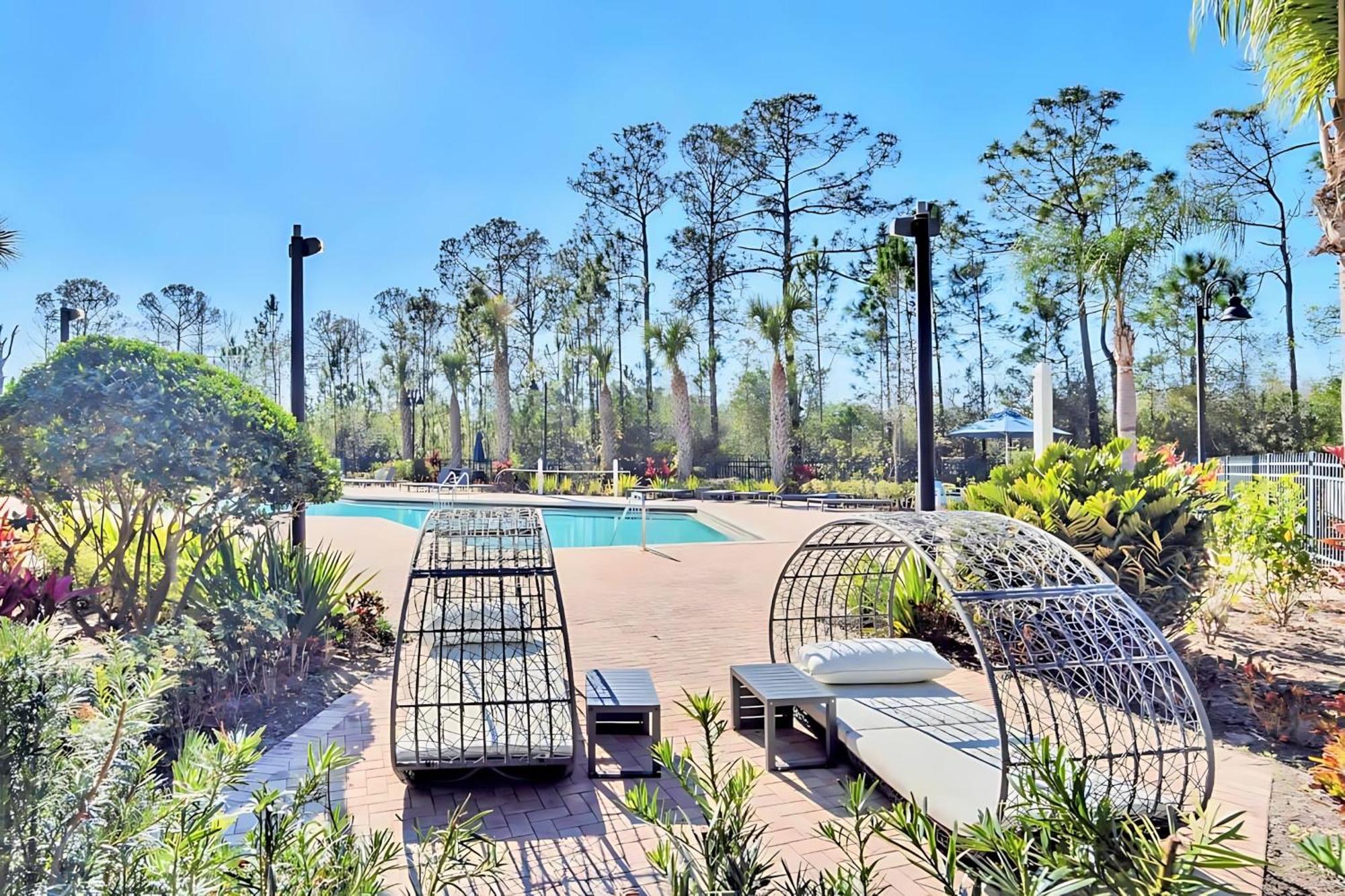 Cozy 2Br Condo - Private Balcony - Near Disney أورلاندو المظهر الخارجي الصورة