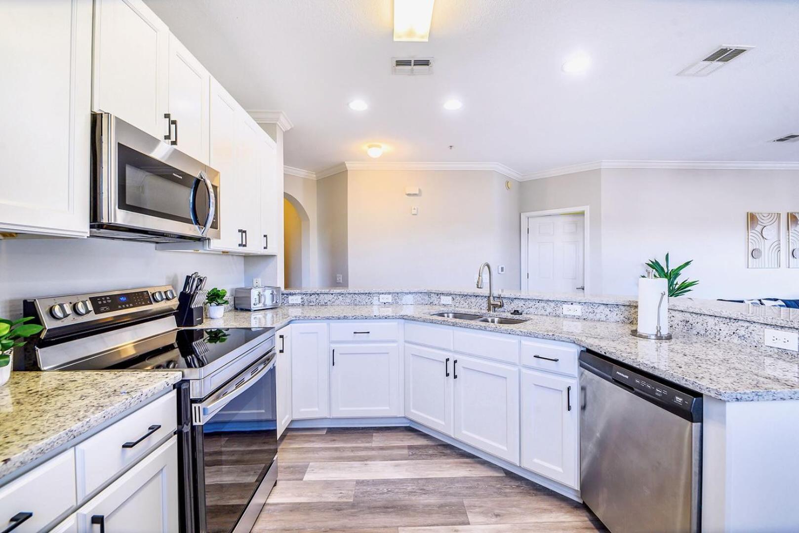 Cozy 2Br Condo - Private Balcony - Near Disney أورلاندو المظهر الخارجي الصورة