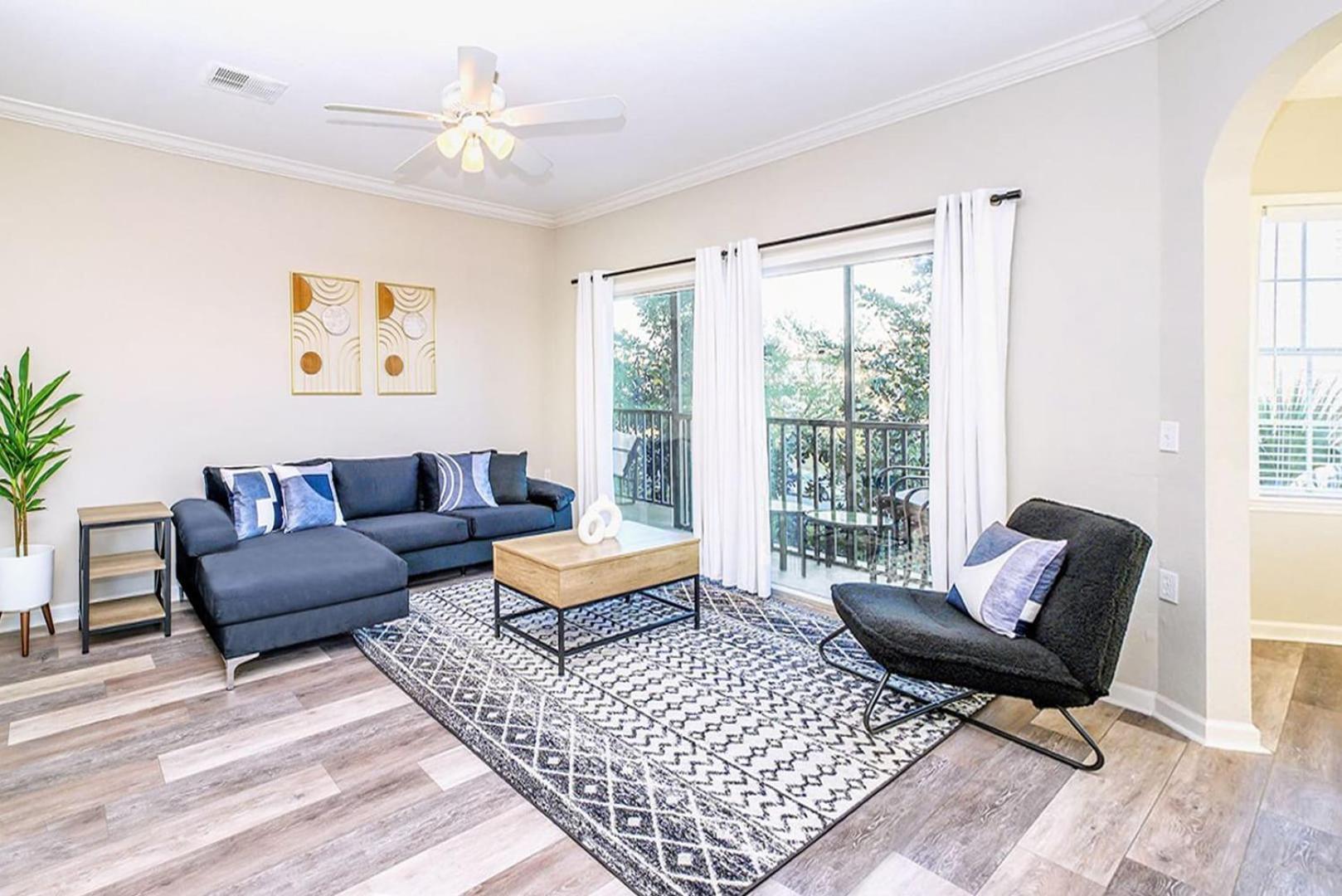 Cozy 2Br Condo - Private Balcony - Near Disney أورلاندو المظهر الخارجي الصورة