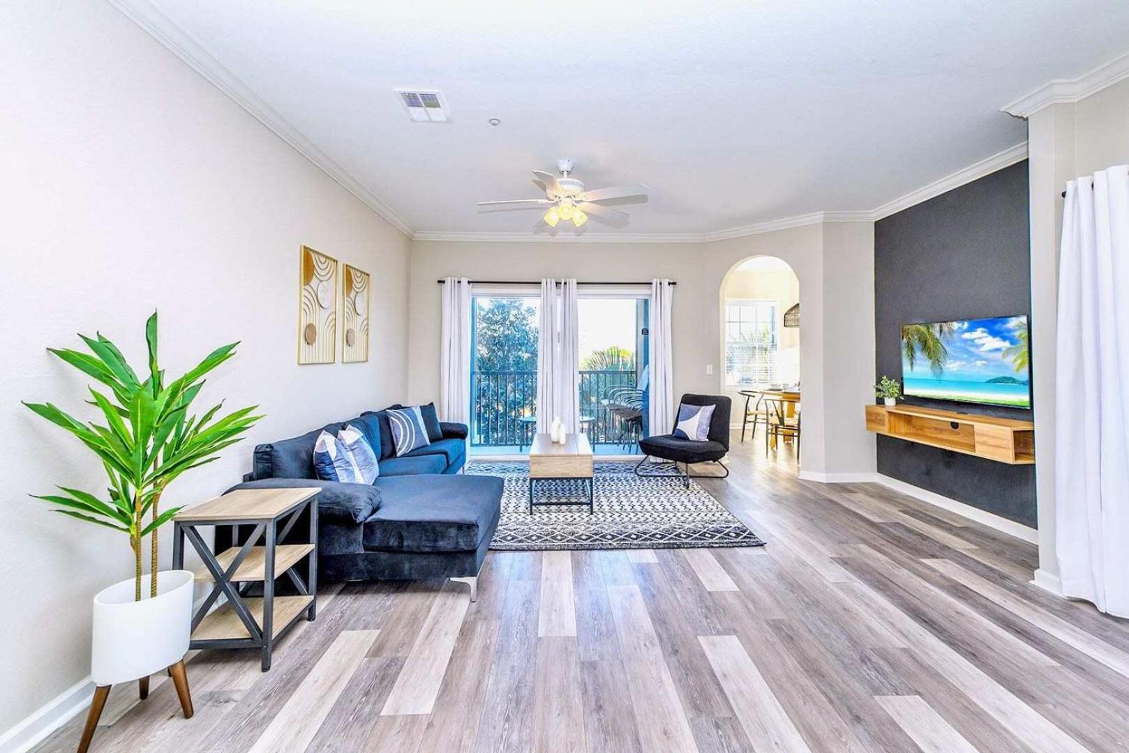 Cozy 2Br Condo - Private Balcony - Near Disney أورلاندو المظهر الخارجي الصورة