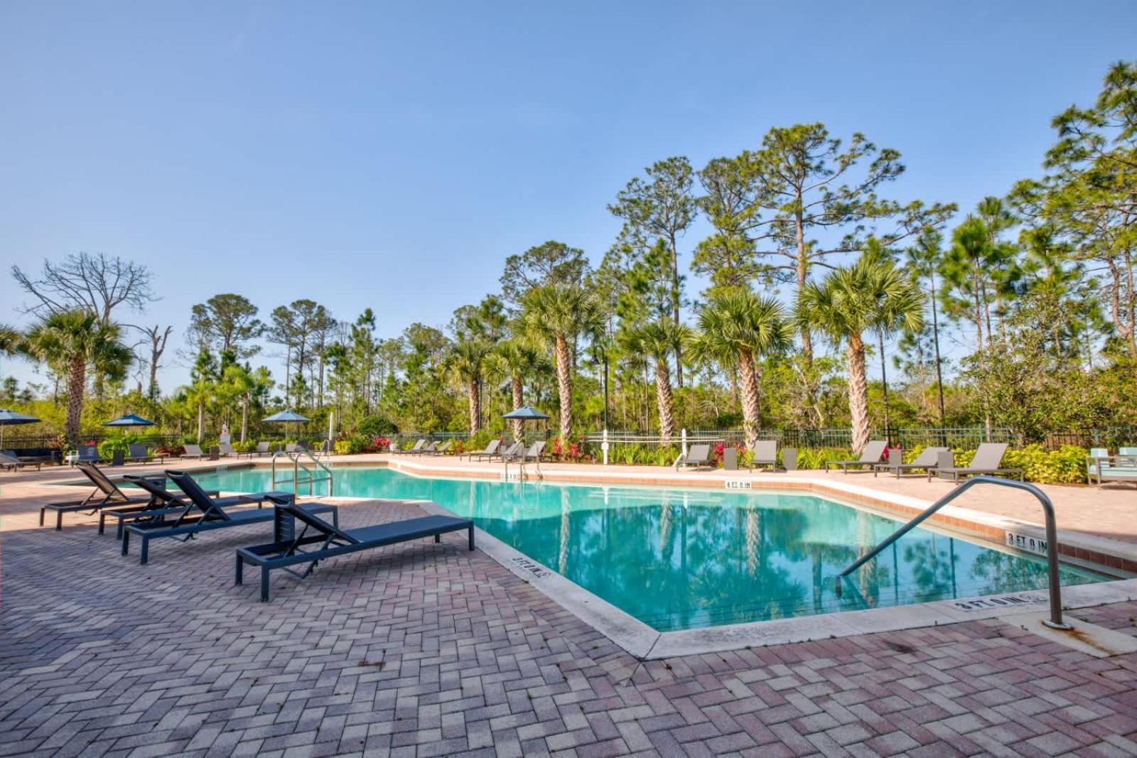 Cozy 2Br Condo - Private Balcony - Near Disney أورلاندو المظهر الخارجي الصورة